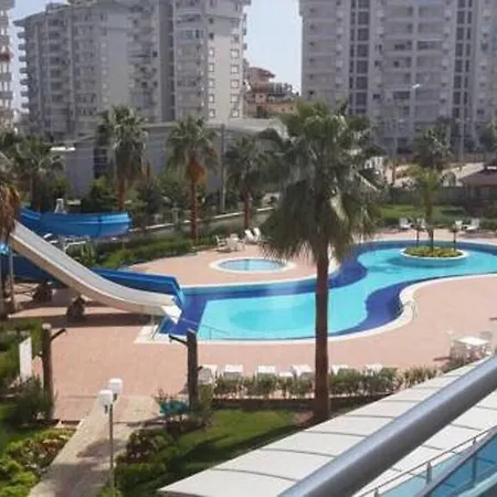 דירה Crystal Garden