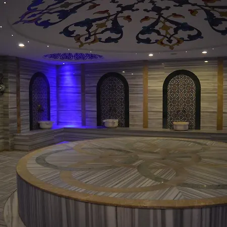 Crystal Garden דירה