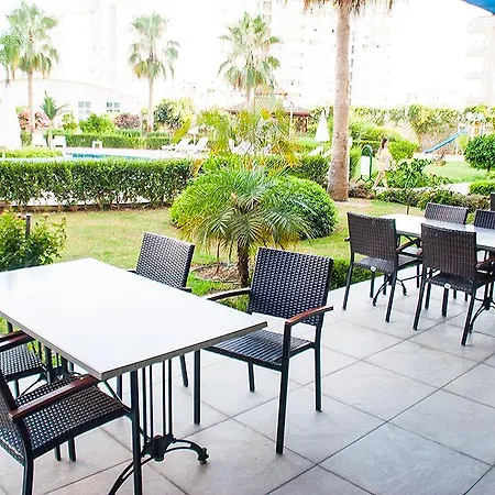 Crystal Garden Daire *